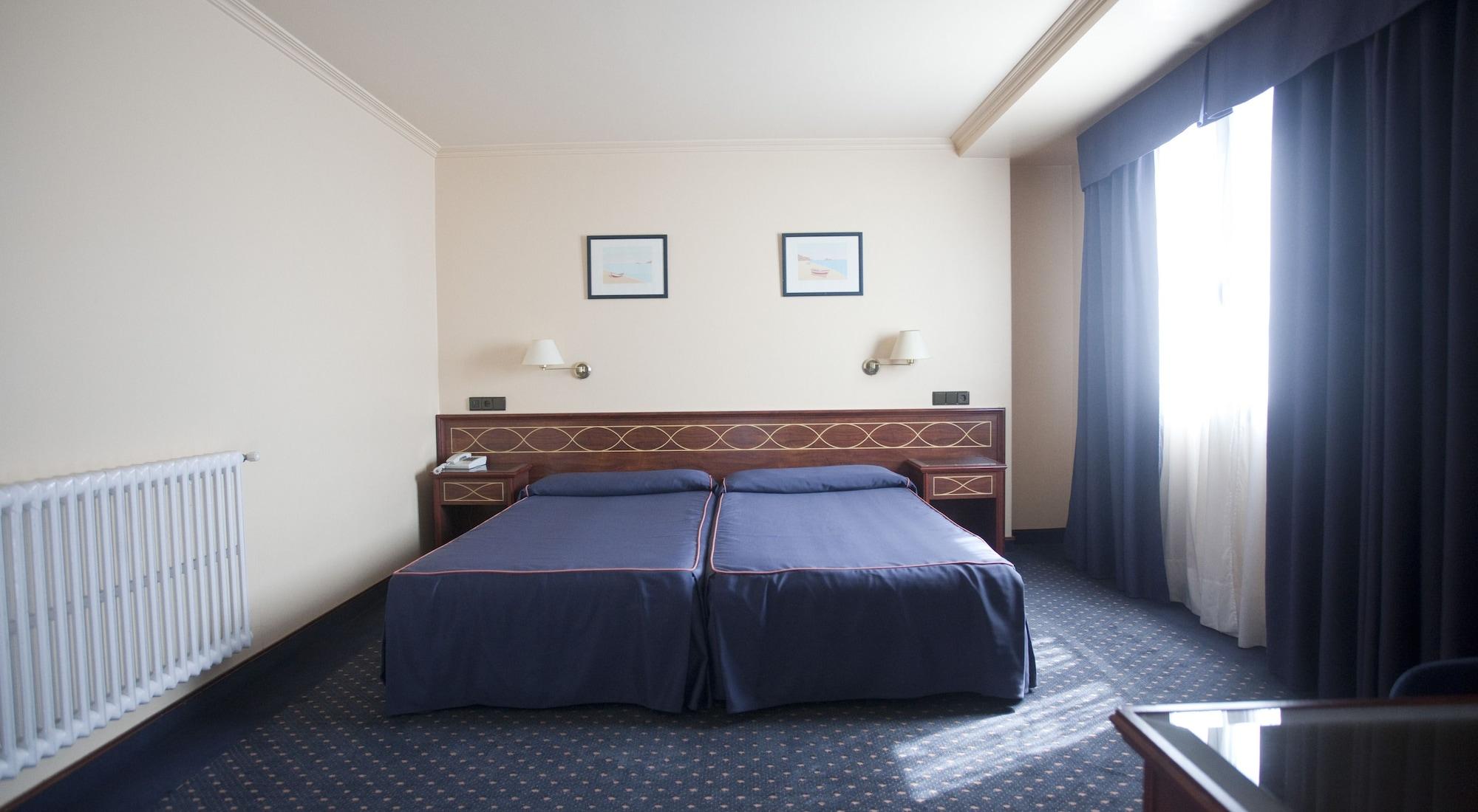 Hotel Almirante Ferrol Zewnętrze zdjęcie
