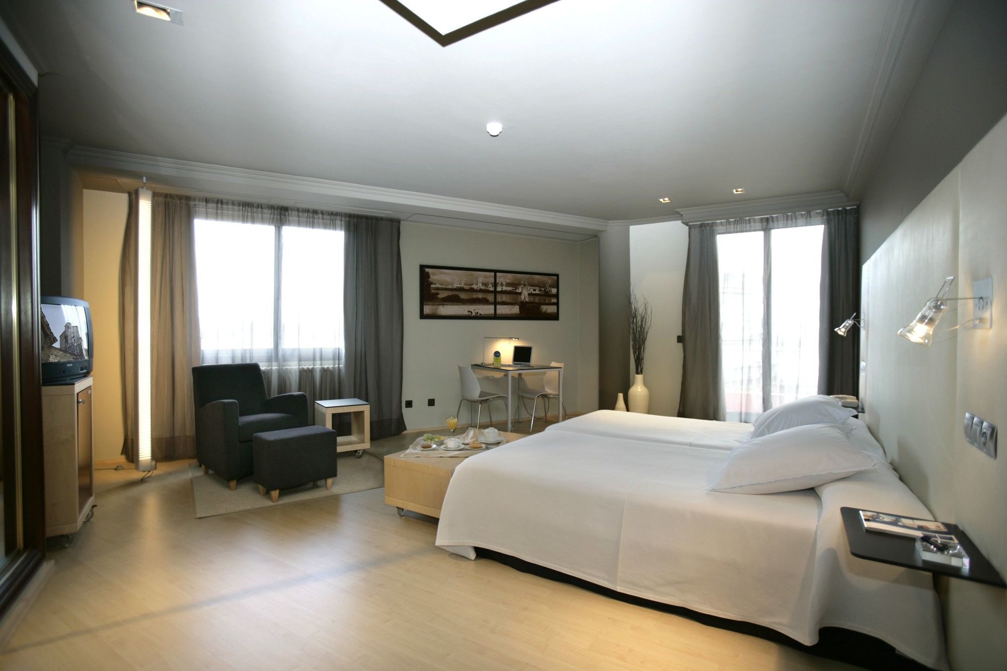 Hotel Almirante Ferrol Zewnętrze zdjęcie